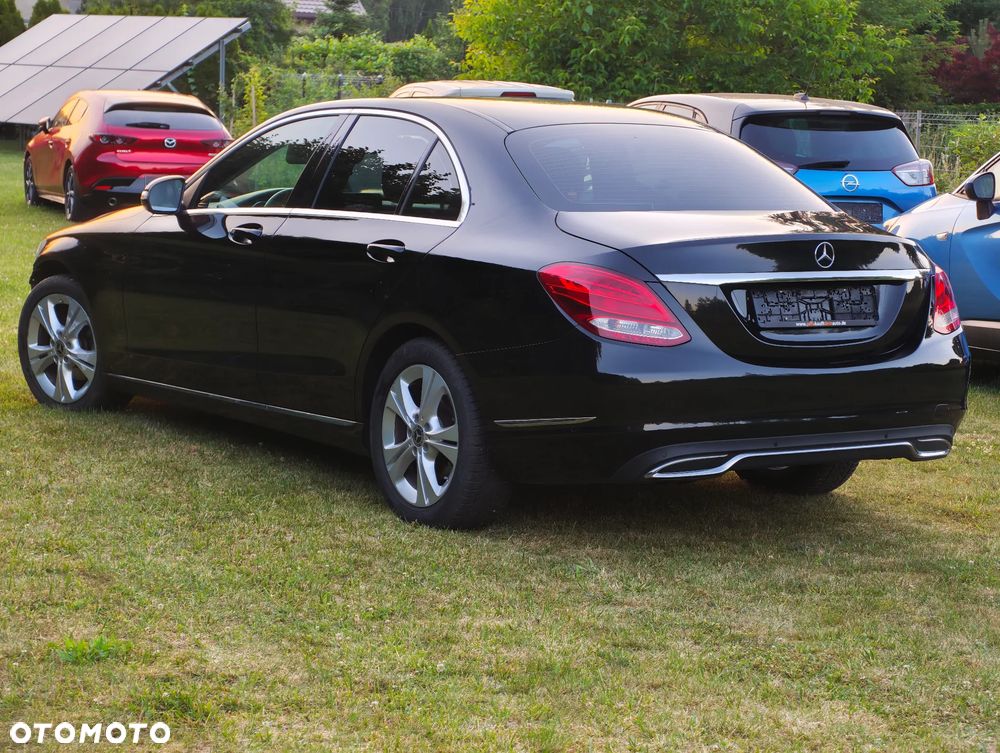 Mercedes-Benz Klasa C 180 7G-TRONIC Avantgarde - 31