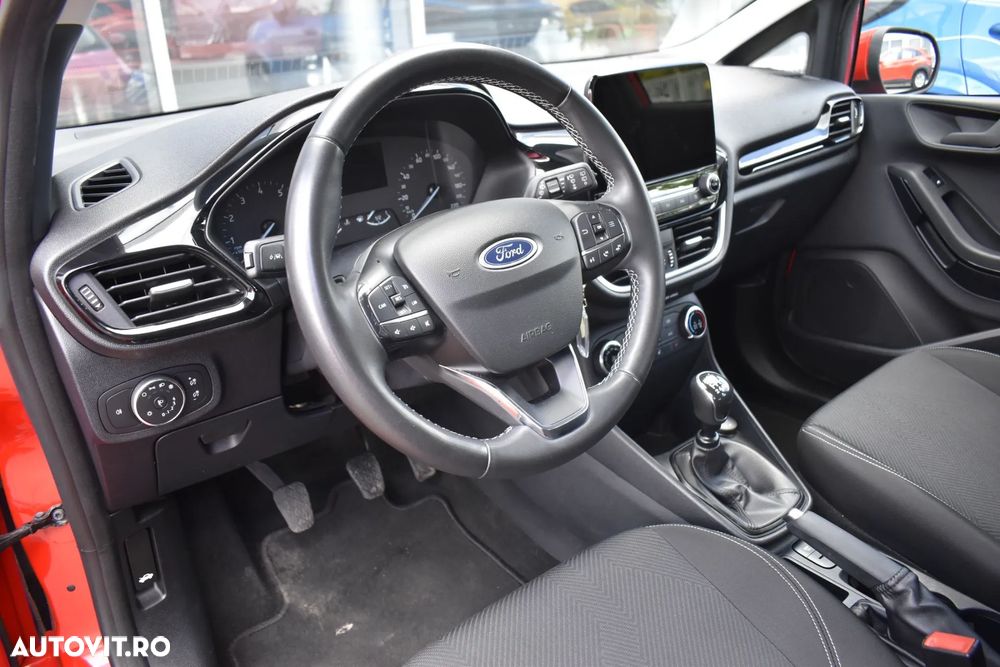 Ford Fiesta 1.0 EcoBoost mHEV Trend Connected - 34
