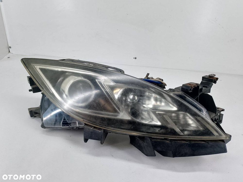 LAMPA PRZÓD PRAWA XENON MAZDA 6 ( 07-13 ) - 1