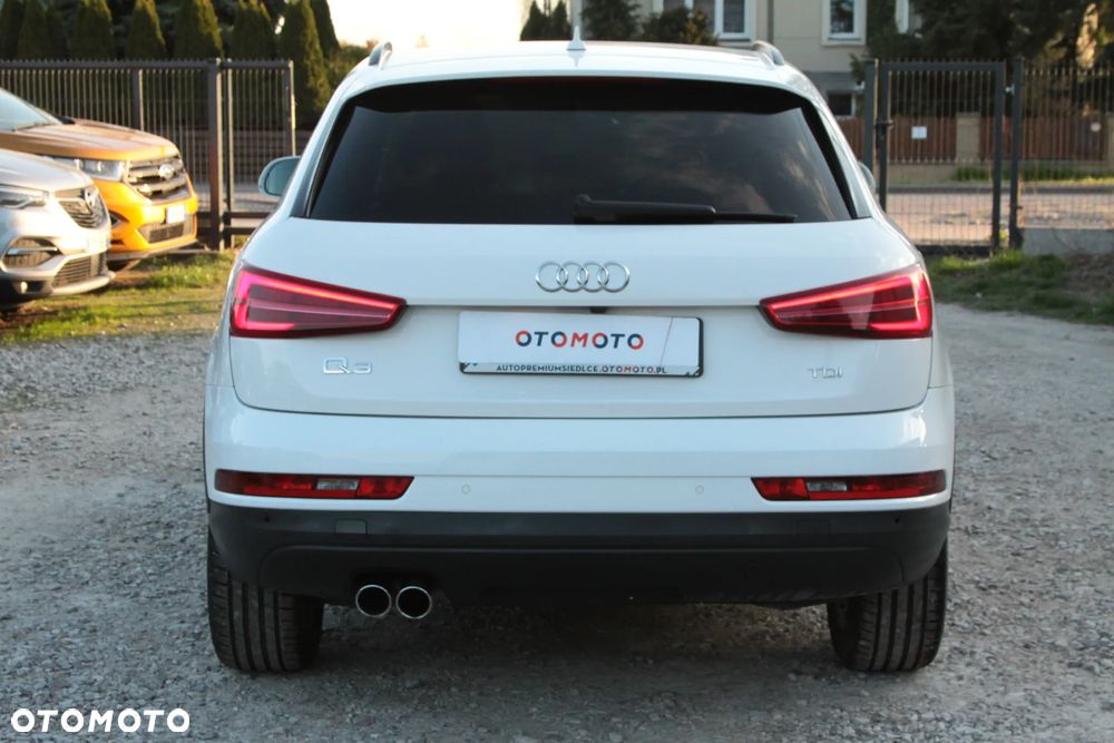 Audi Q3 2.0 TDI Design - 12