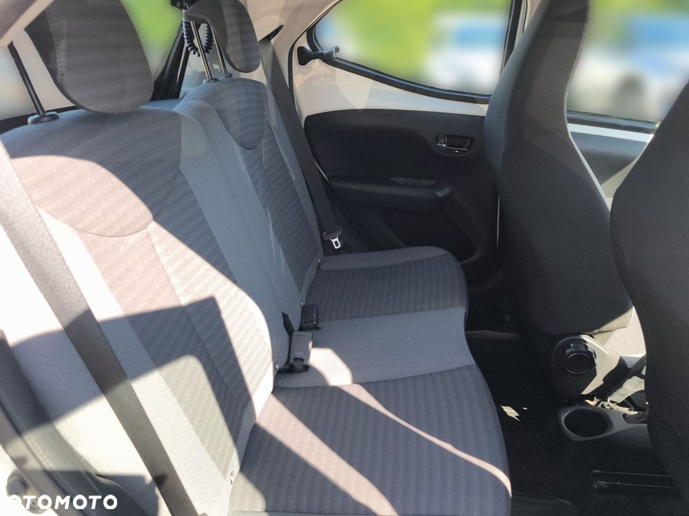 Toyota Aygo - 11
