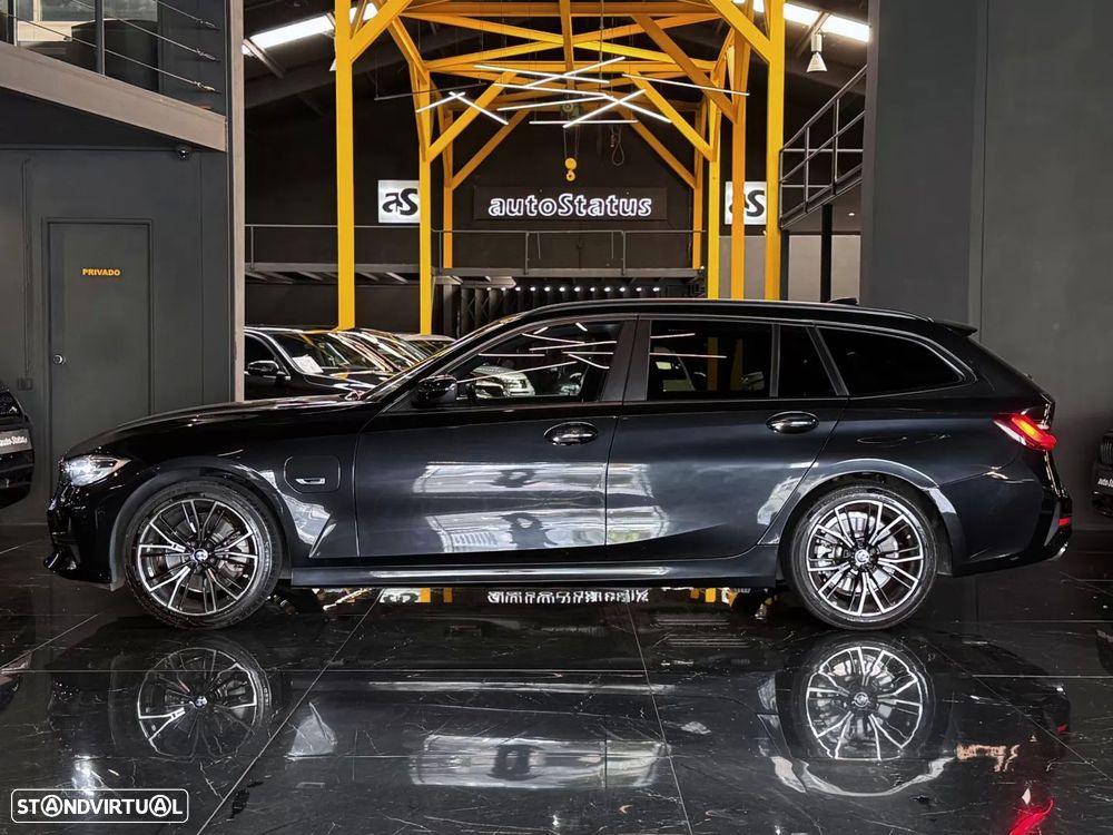 BMW 320 e Line Sport Auto — fotografia 4