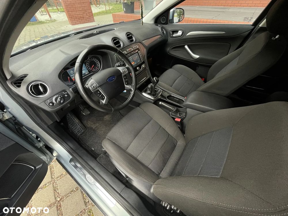 Ford Mondeo 2.0 Viva Titanium - 20