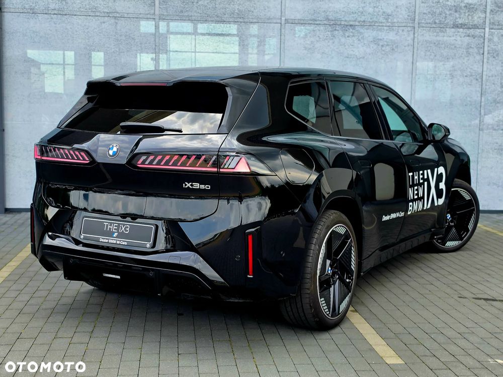 BMW iX3 50 xDrive 113.4kWh - 7