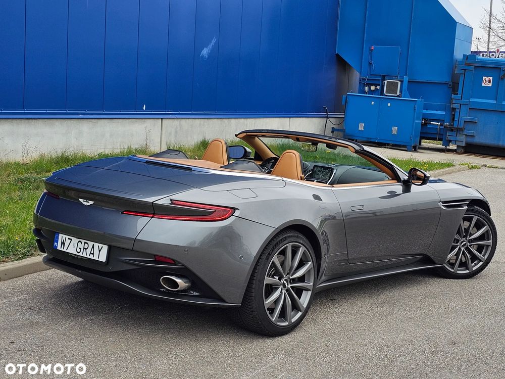 Aston Martin DB11 - 16