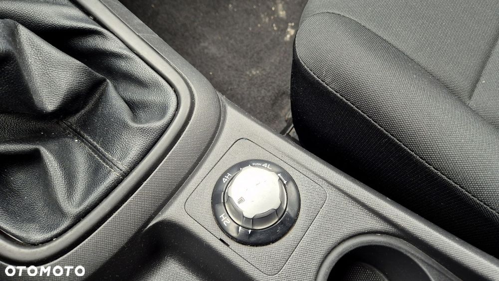 Isuzu D-Max 1.9 DC L - 12