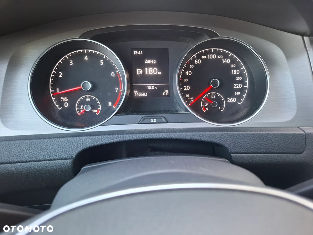 Volkswagen Golf - 9