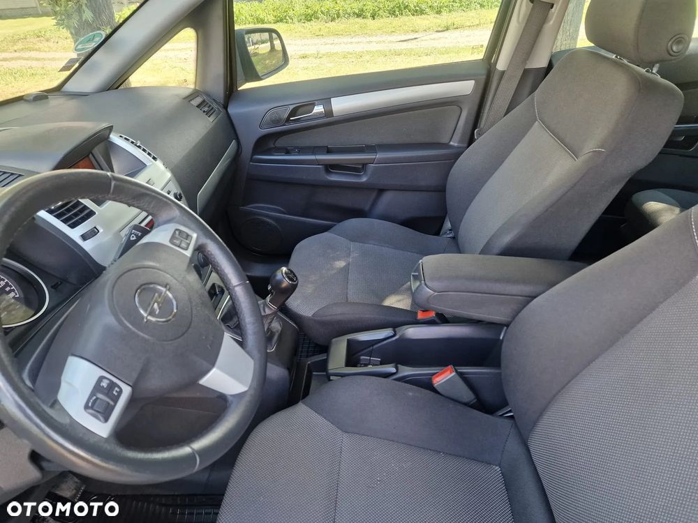 Opel Zafira 1.8 - 12