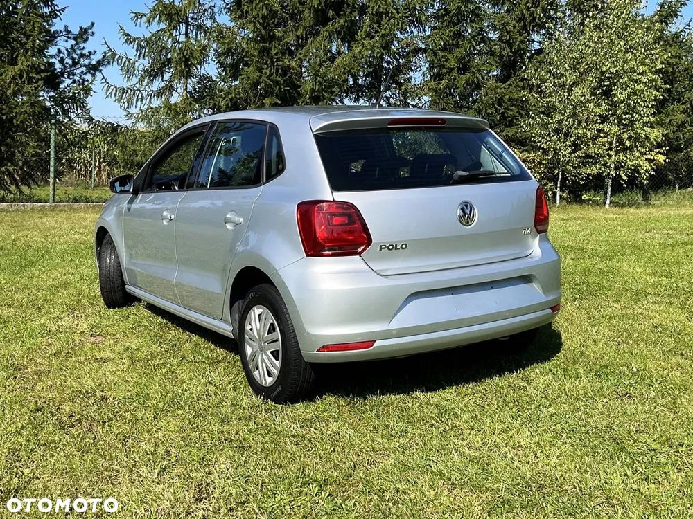 Volkswagen Polo 2017 photo 2