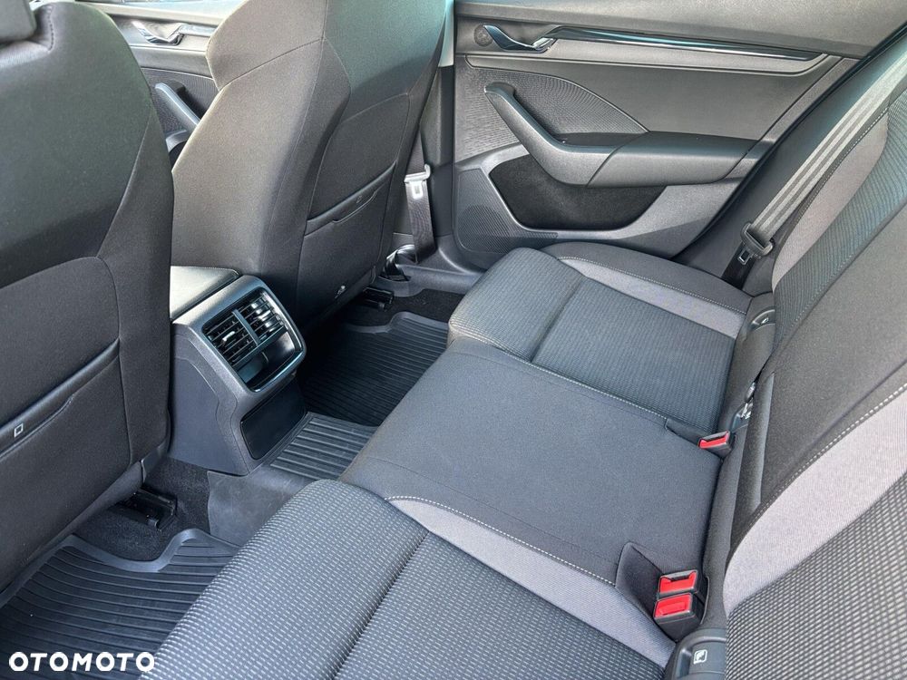 Skoda Octavia 1.5 TSI ACT Ambition - 14