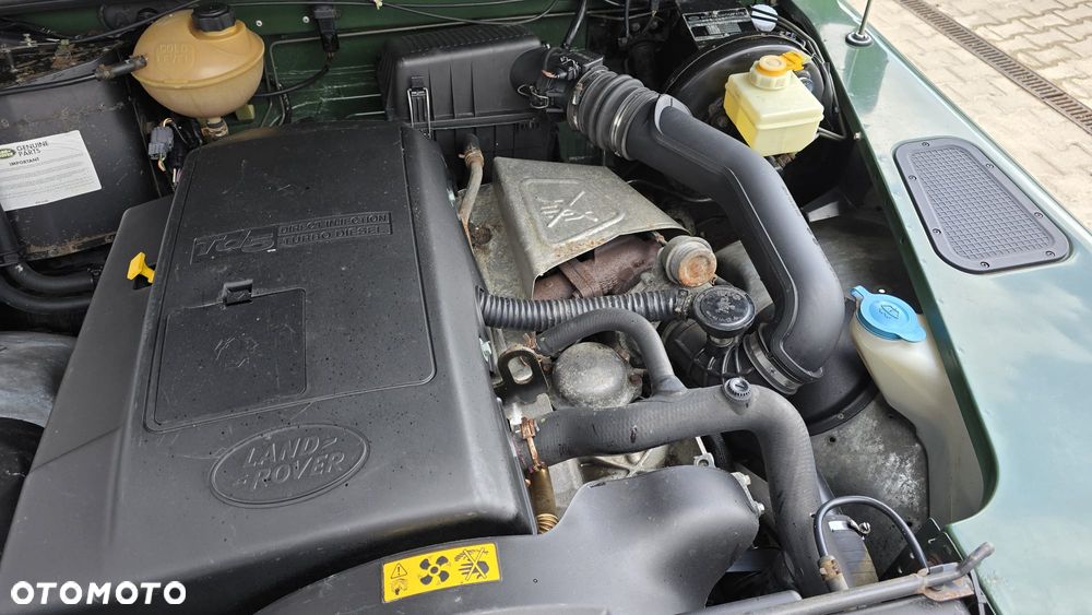 Land Rover Defender - 9