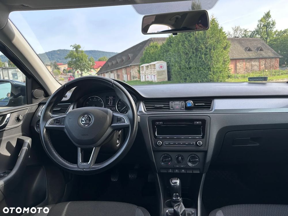 Skoda RAPID 1.2 TSI Ambition - 14