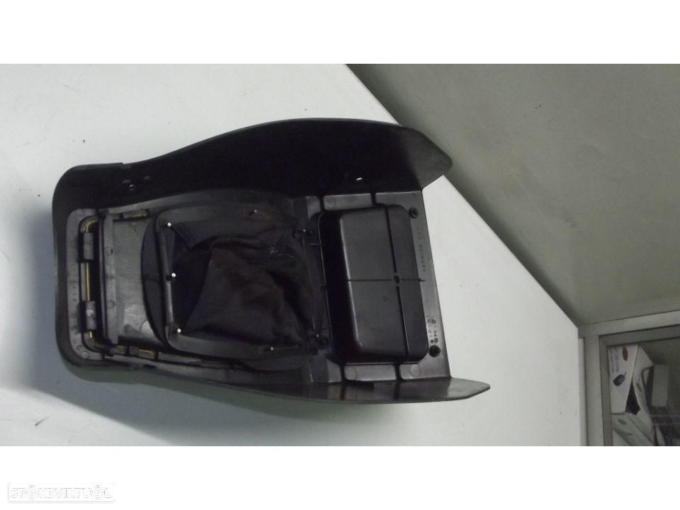 Mazda 818 consola central em optimo estado impecavel - 3