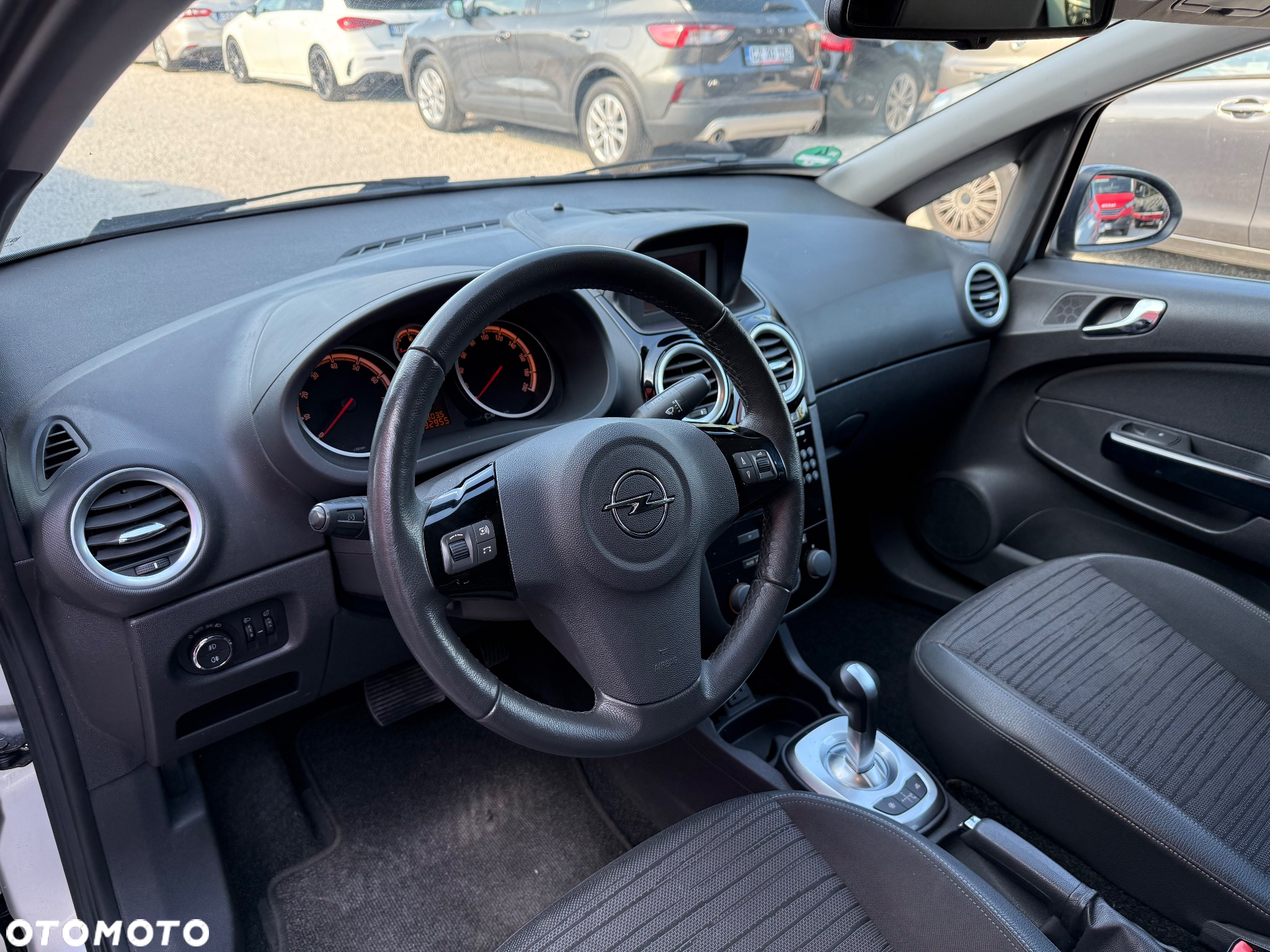 Opel Corsa 1.2 16V Color Edition EasyTronic - 8
