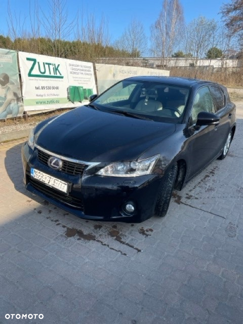 Lexus CT 200h Prestige - 3