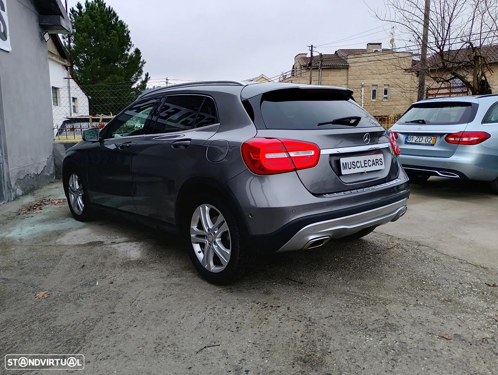 Mercedes-Benz GLA 180 d AMG Line - 7