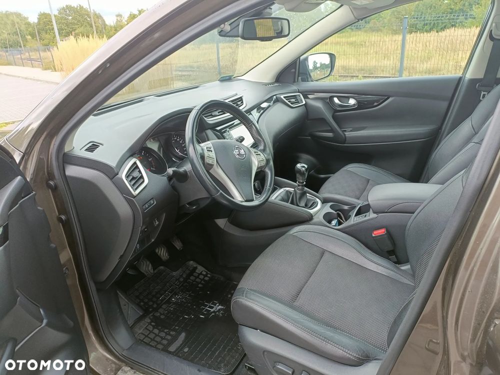 Nissan Qashqai 1.6 dCi Tekna S&S - 9