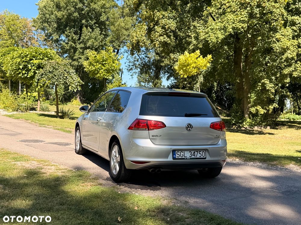 Volkswagen Golf 1.4 TSI BMT Comfortline - 11
