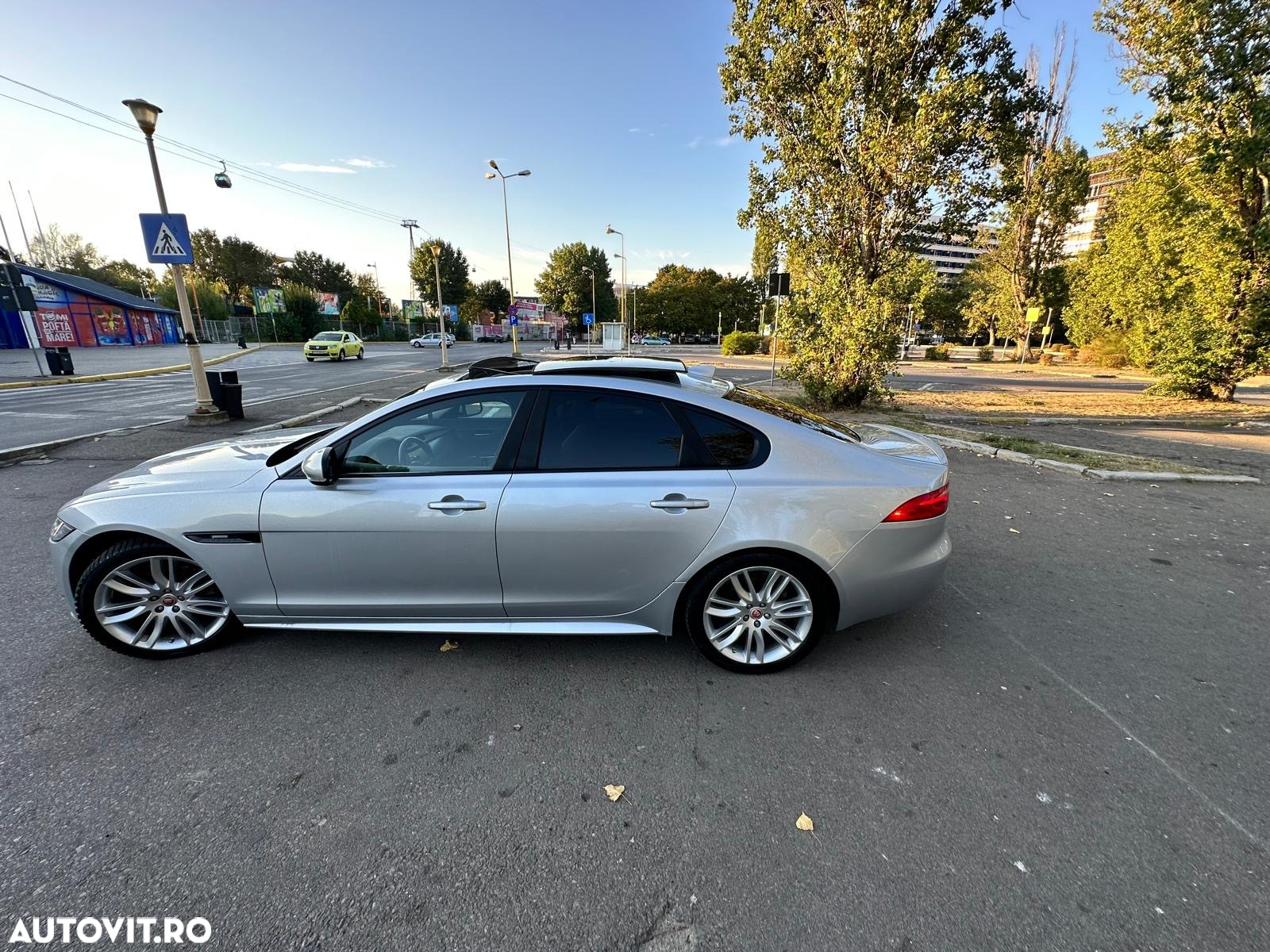 Jaguar XF 20d Aut. R-Sport - 4