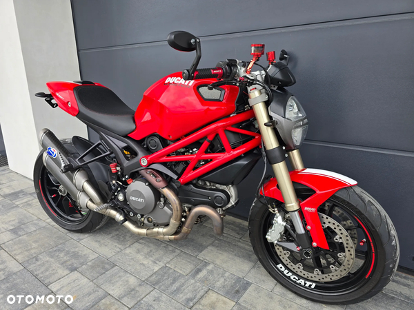 Ducati Monster