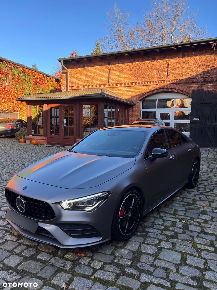 Mercedes-Benz CLA 250 4-Matic AMG Line 7G-DCT - 3