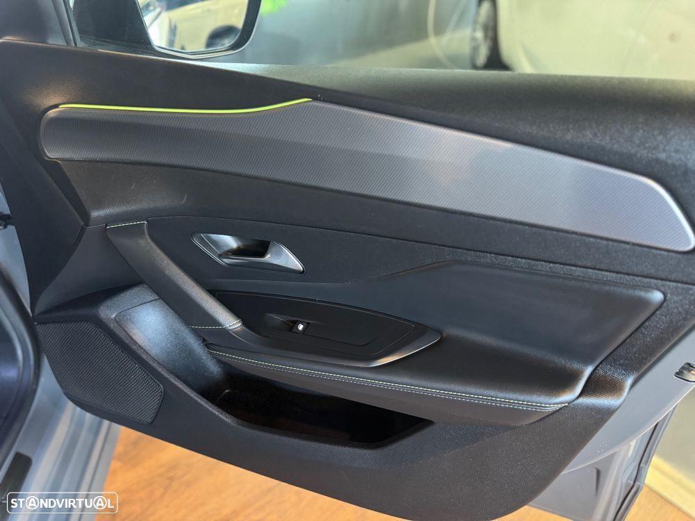 Peugeot 308 SW PureTech 130 EAT6 Stop & Start GT-Line Edition - 38