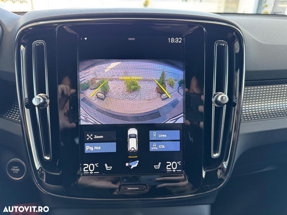 Volvo XC 40 D4 AWD R-Design - 22