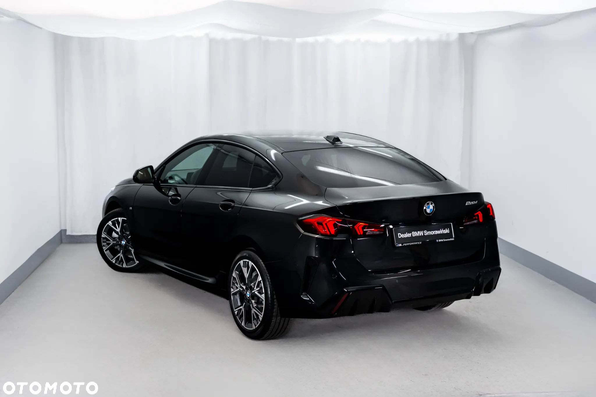 BMW Seria 2 218d M Sport - 13