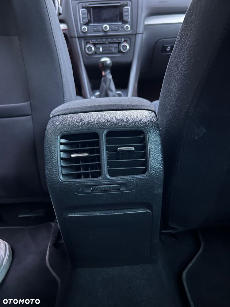 Volkswagen Golf 2.0 TDI DPF Highline - 19