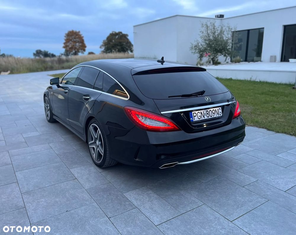 Mercedes-Benz CLS - 12