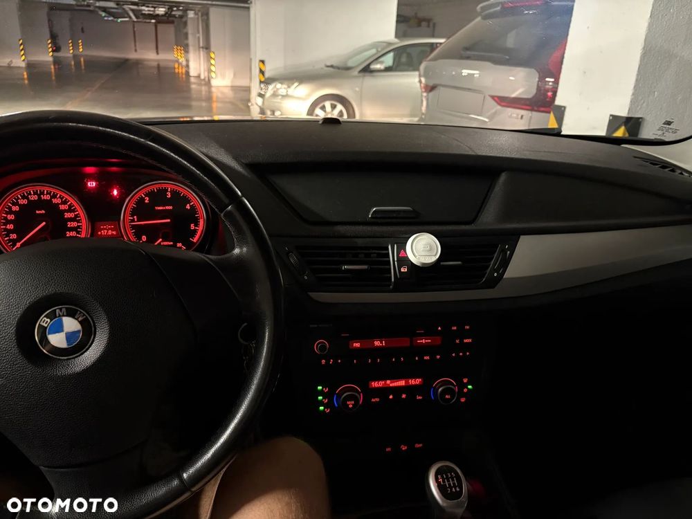 BMW X1 xDrive18d - 5
