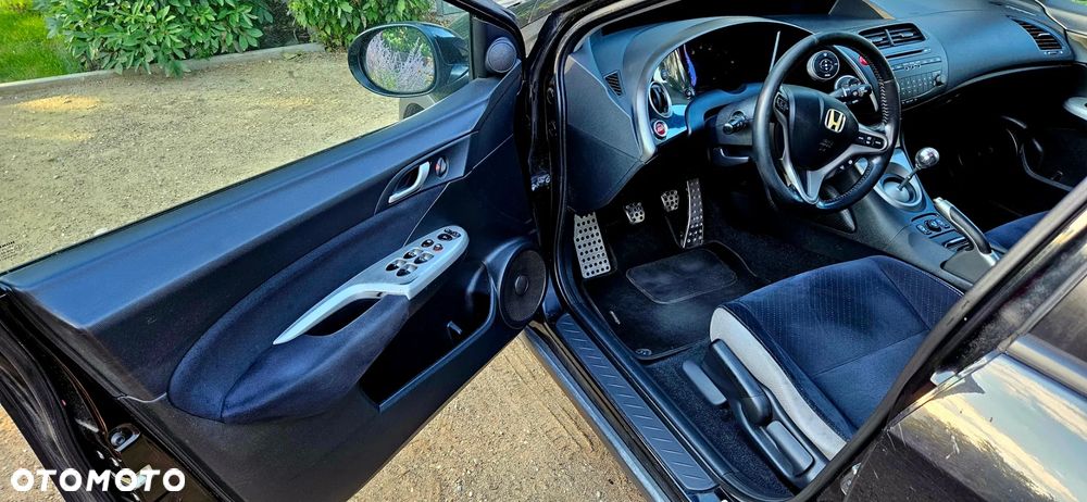 Honda Civic 1.8 Executive - 13