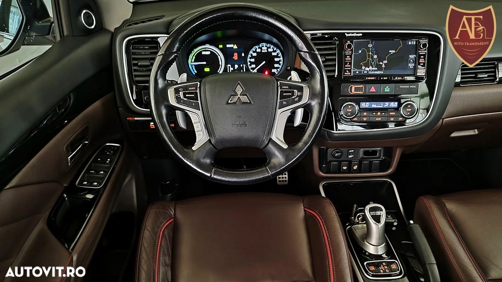 Mitsubishi Outlander 2.0 4WD - 23