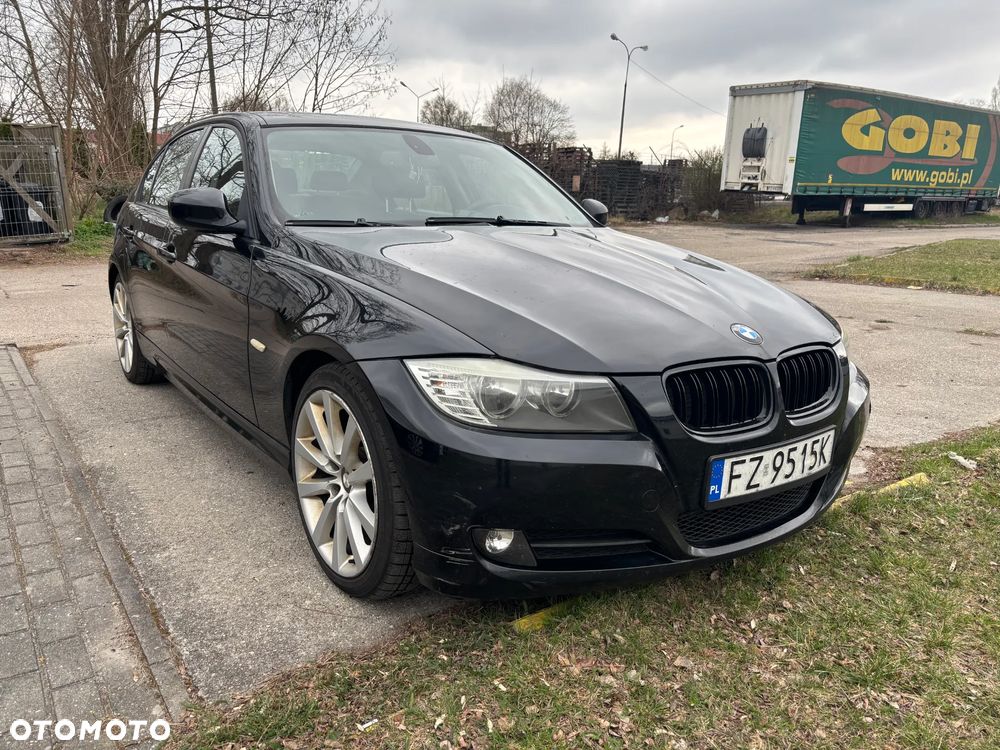 BMW Seria 3 318d DPF - 2