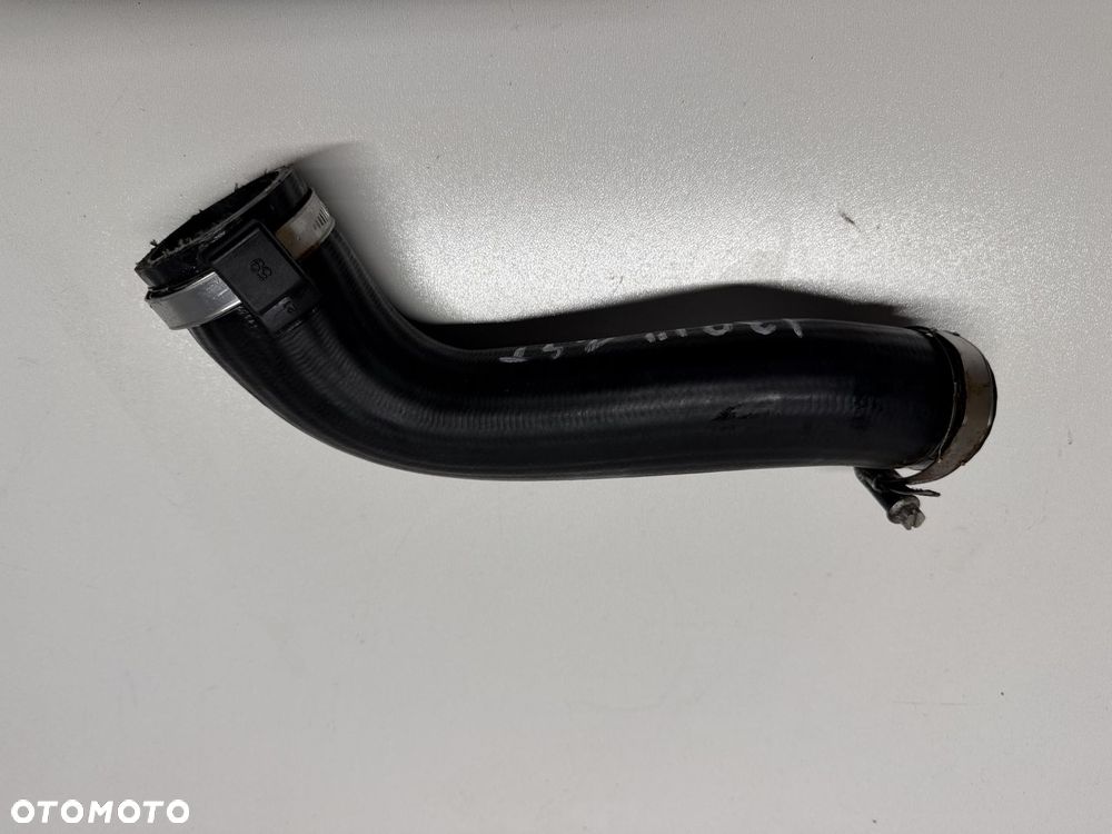 PRZEWÓD INTERCOOLERA PRAWY HYUNDAI I30 III 1.4 T-GDI  28285-03050 2017- - 1