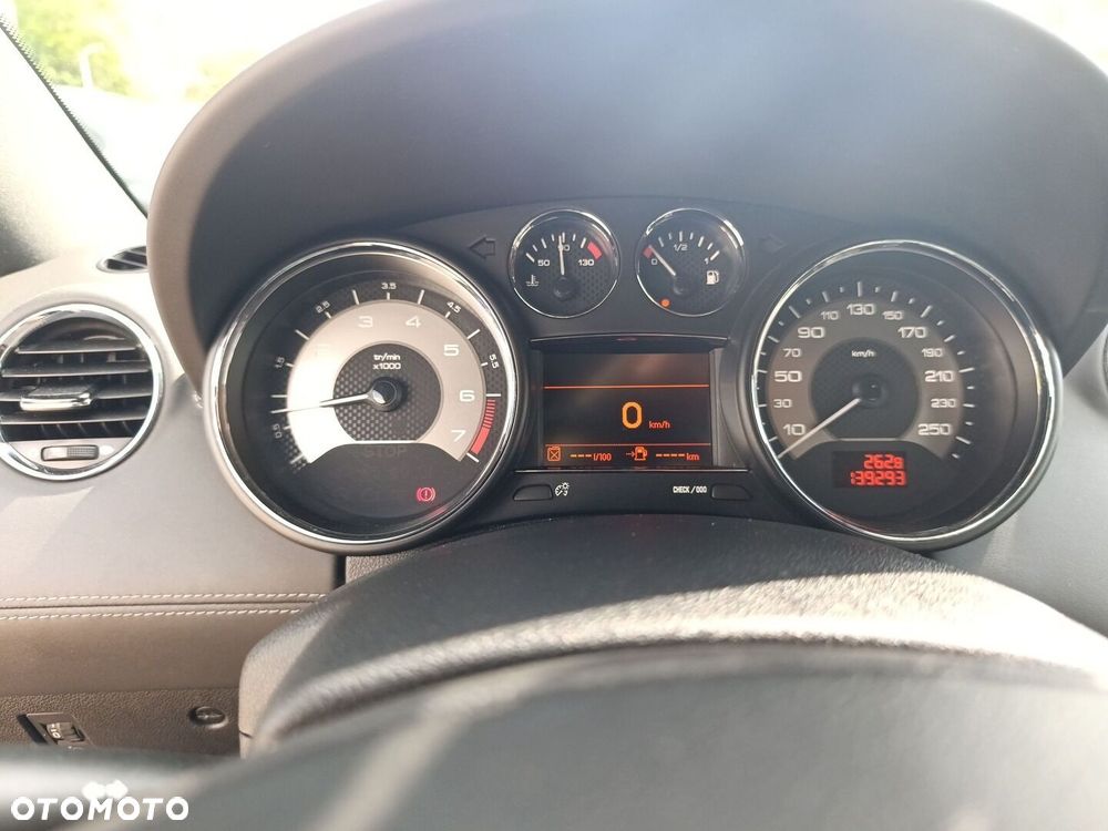 Peugeot RCZ 1.6 THP - 17