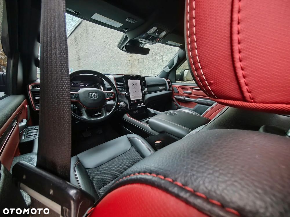 Dodge RAM 5.7 4x4 - 13