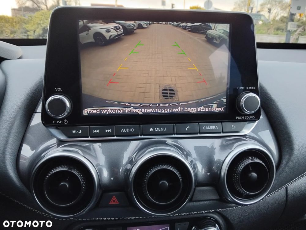 Nissan Juke 1.0 DIG-T N-Connecta - 12