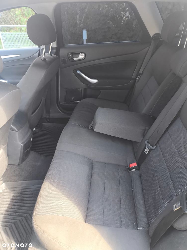 Ford Mondeo 2.0 Titanium - 13