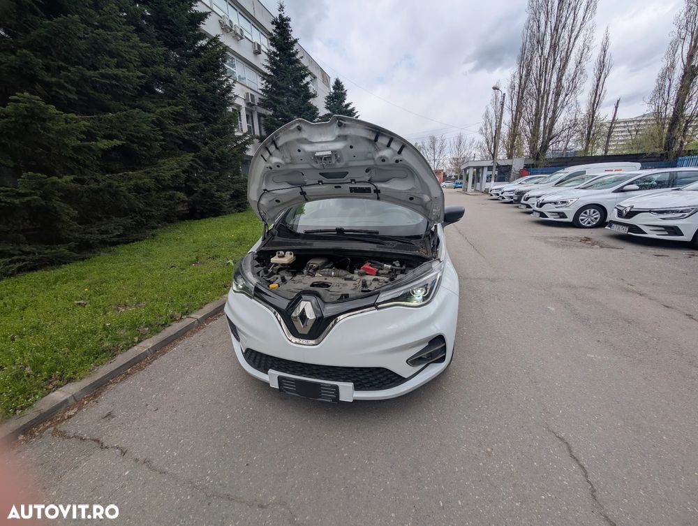 Renault ZOE - 8