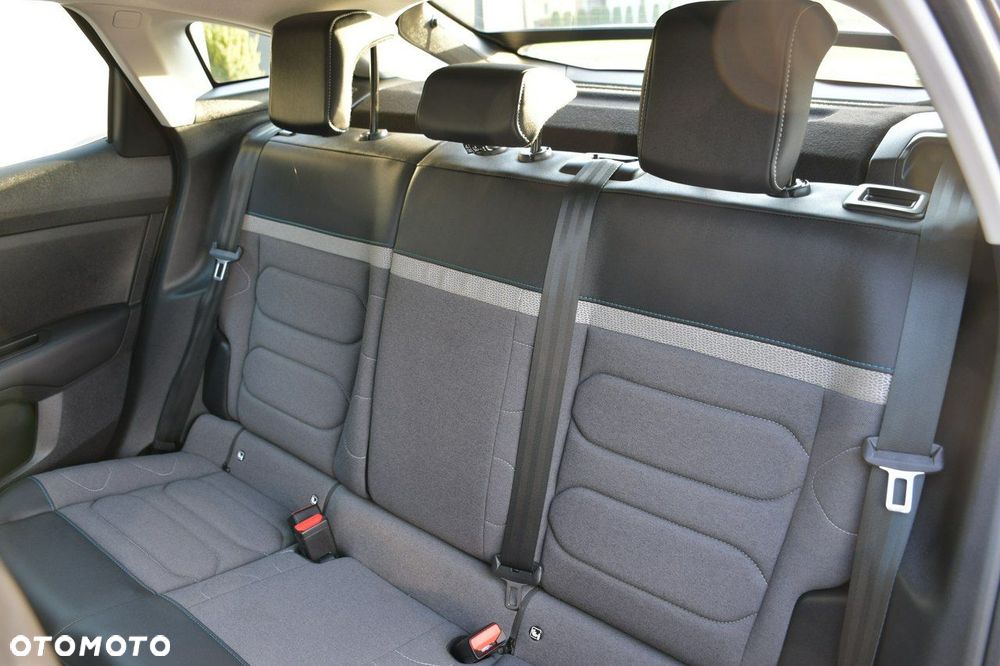 Citroën C4 1.2 PureTech Shine S&S - 18