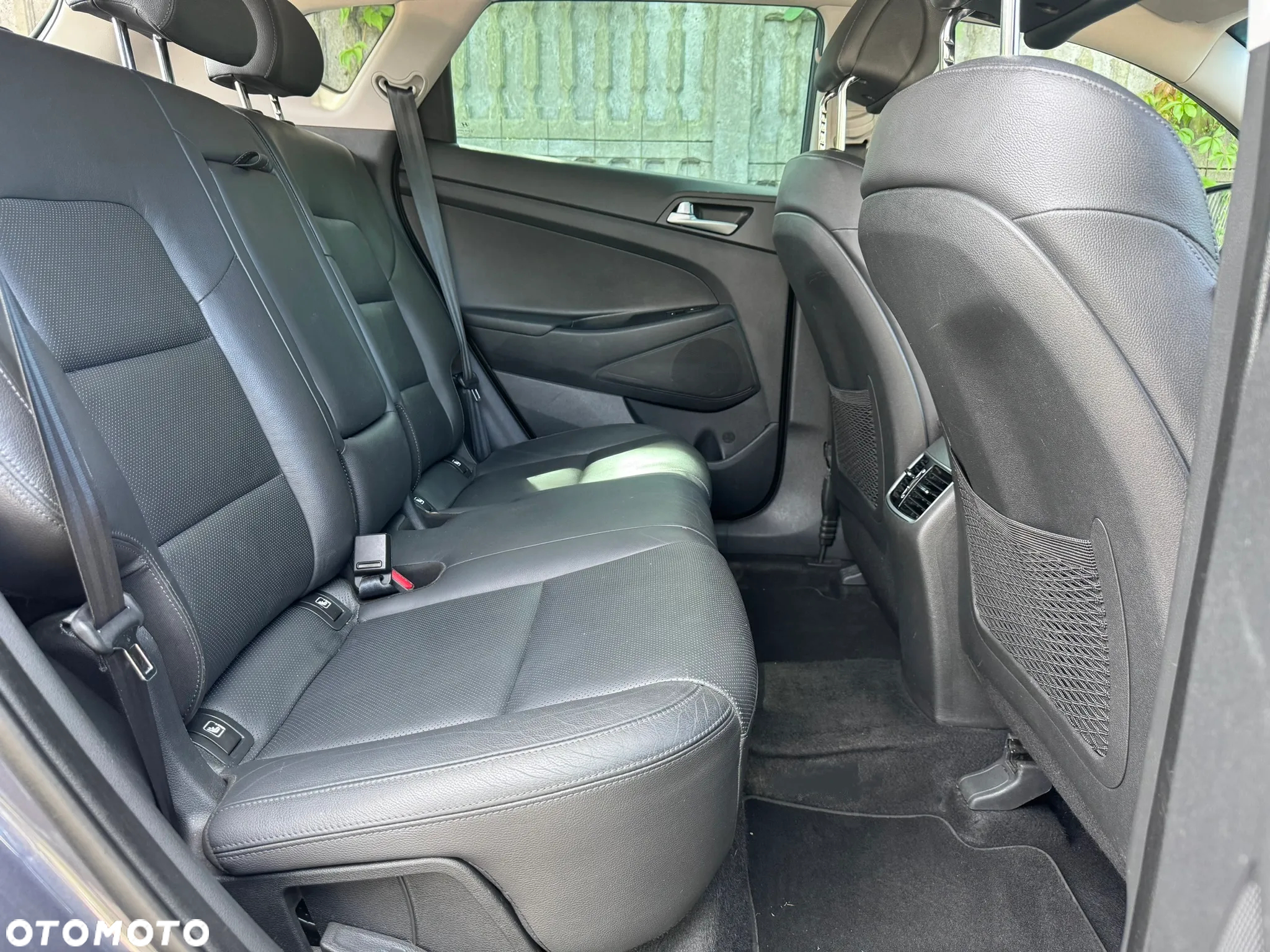 Hyundai Tucson 1.7 CRDI BlueDrive Style 2WD - 25
