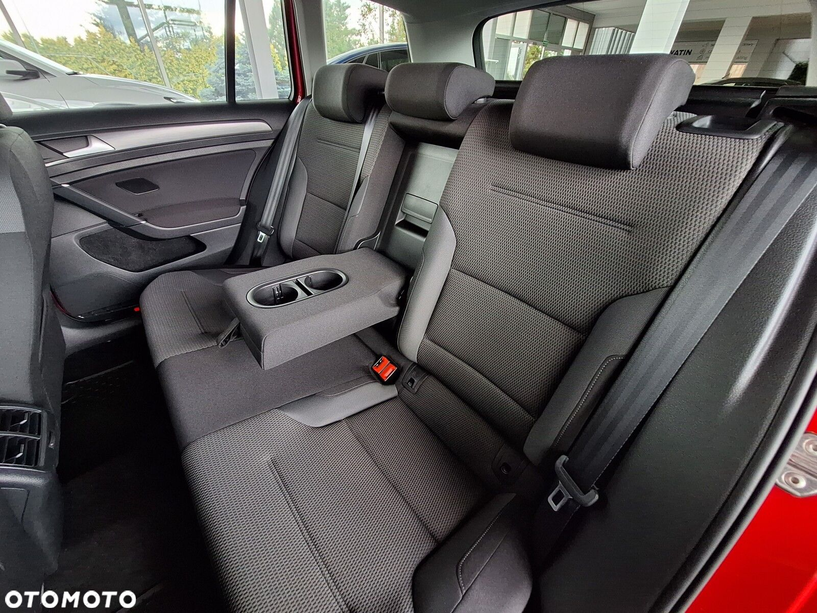 Volkswagen Golf VII 1.5 TSI BMT Comfortline - 18