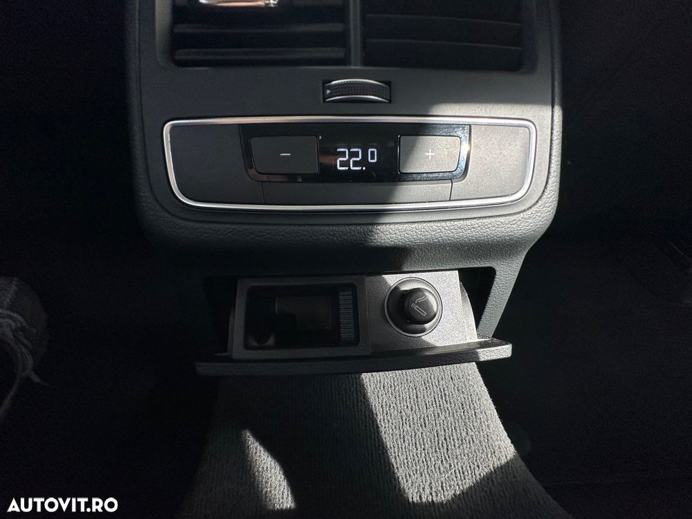 Audi A4 2.0 TDI S tronic Design - 26