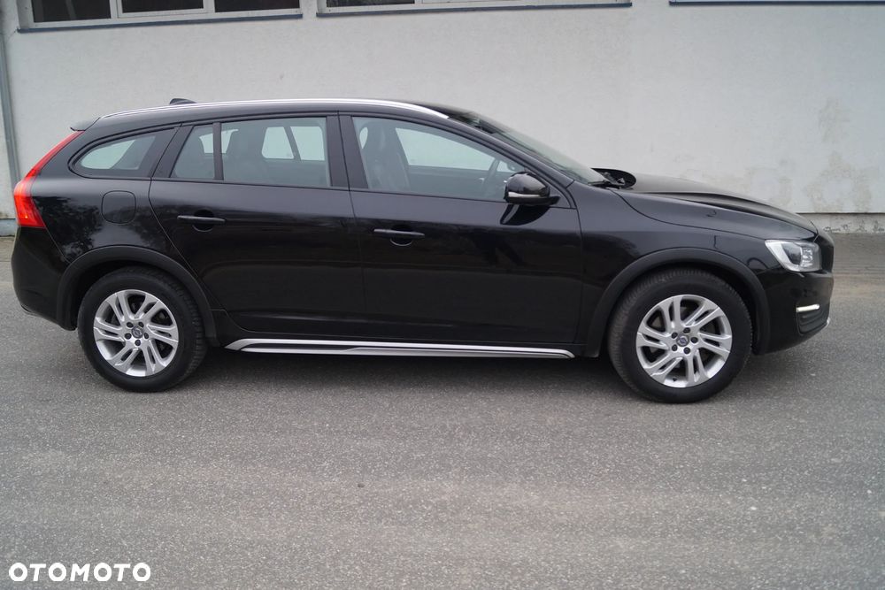 Volvo V60 Cross Country D4 AWD Summum - 20