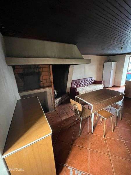 Casa de aldeia - 22 kms da cidade - Grande imagem: 4/12