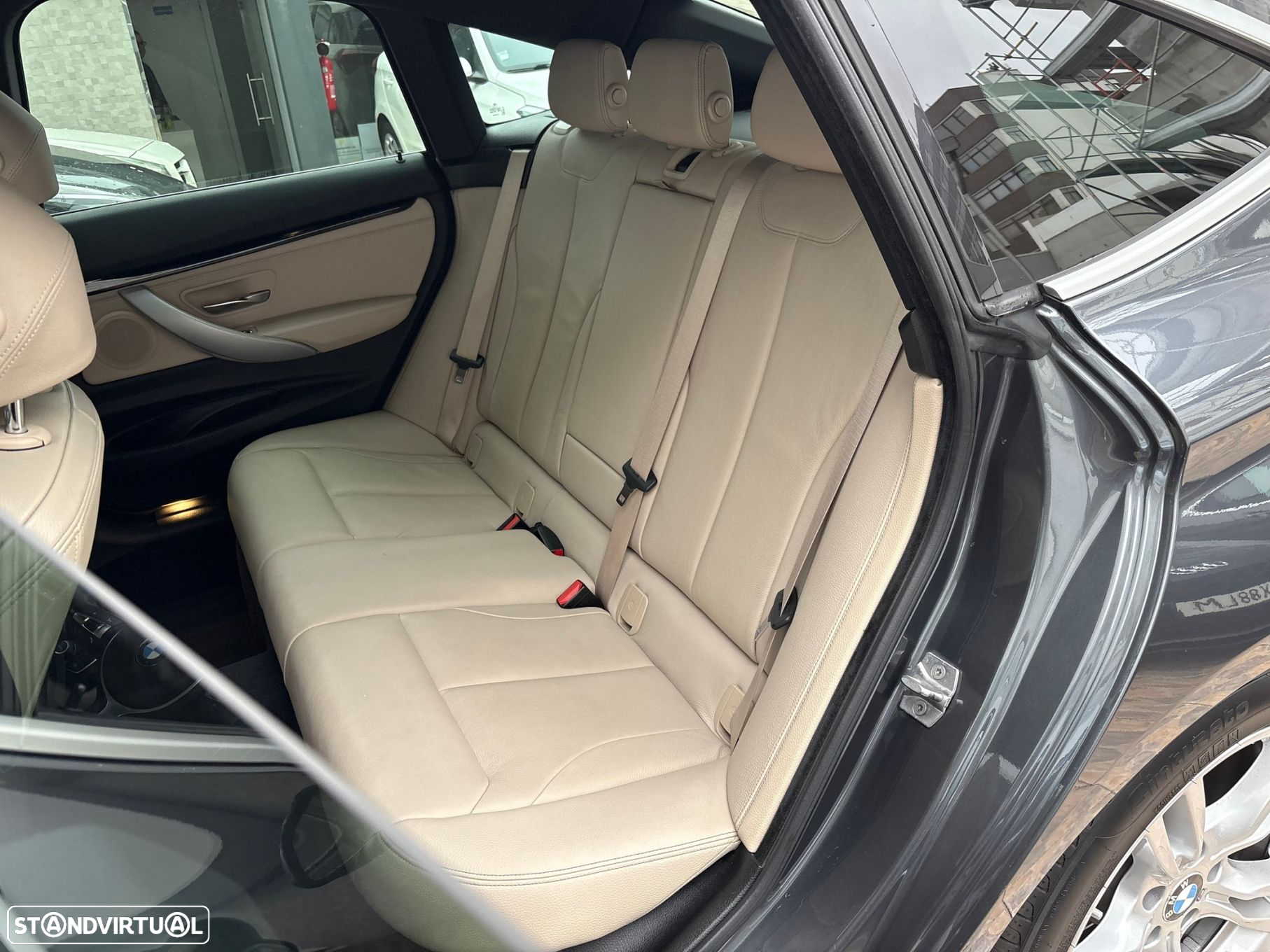 BMW 320 Gran Turismo d Auto Pack M - 13