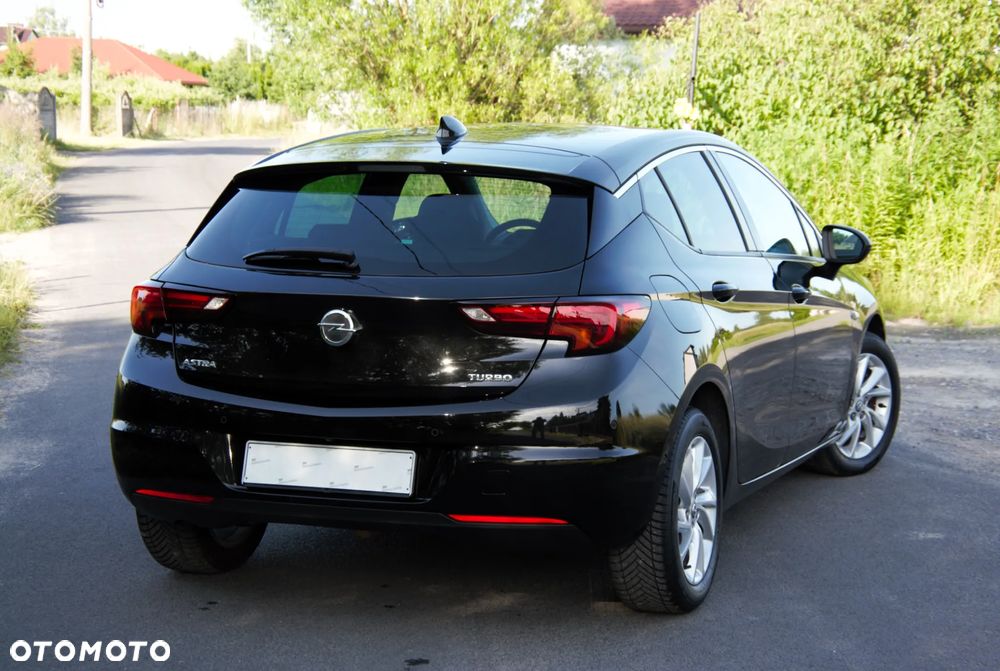 Opel Astra 1.4 Turbo Innovation - 11