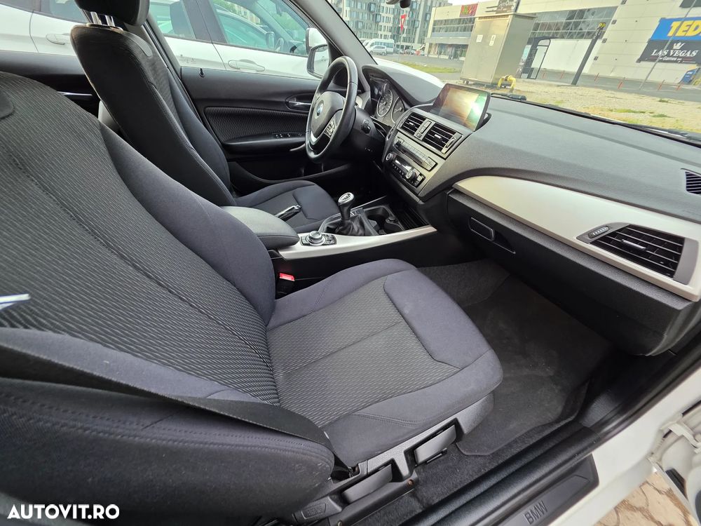 BMW Seria 1 116i - 11