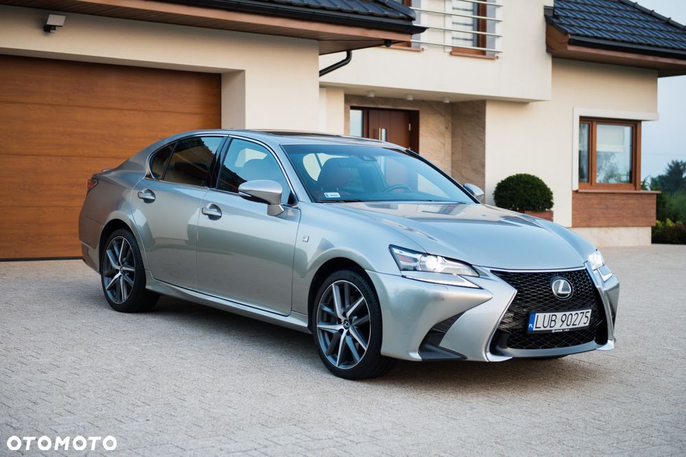 Lexus GS - 1